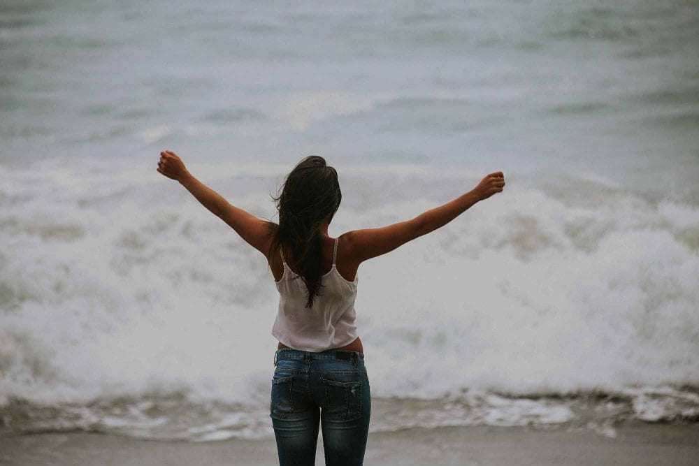 3 Ways Being Alone Causes Amazing Things To Happen