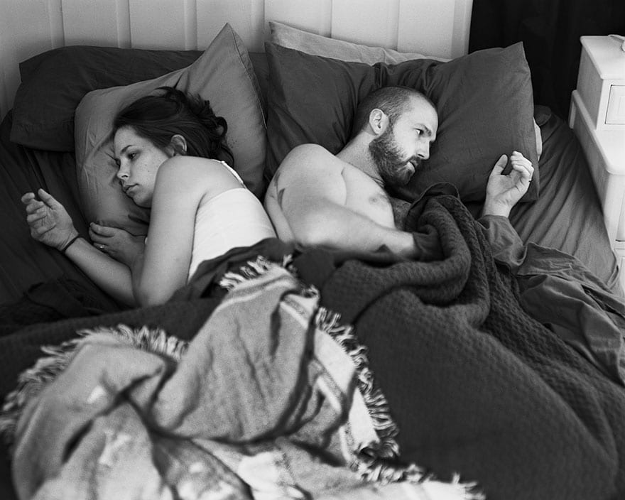 Photographer Proves Phone Addiction Is A Serious Problem By Removing Phones From Pictures