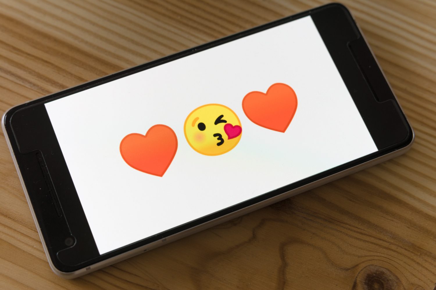best emoji combinations to tell your boyfriend you love him