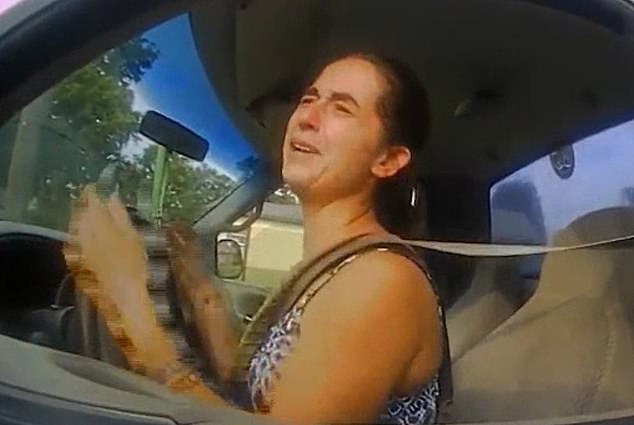 woman leads cops on high-speed chase after telling them ‘i have to poop so bad’