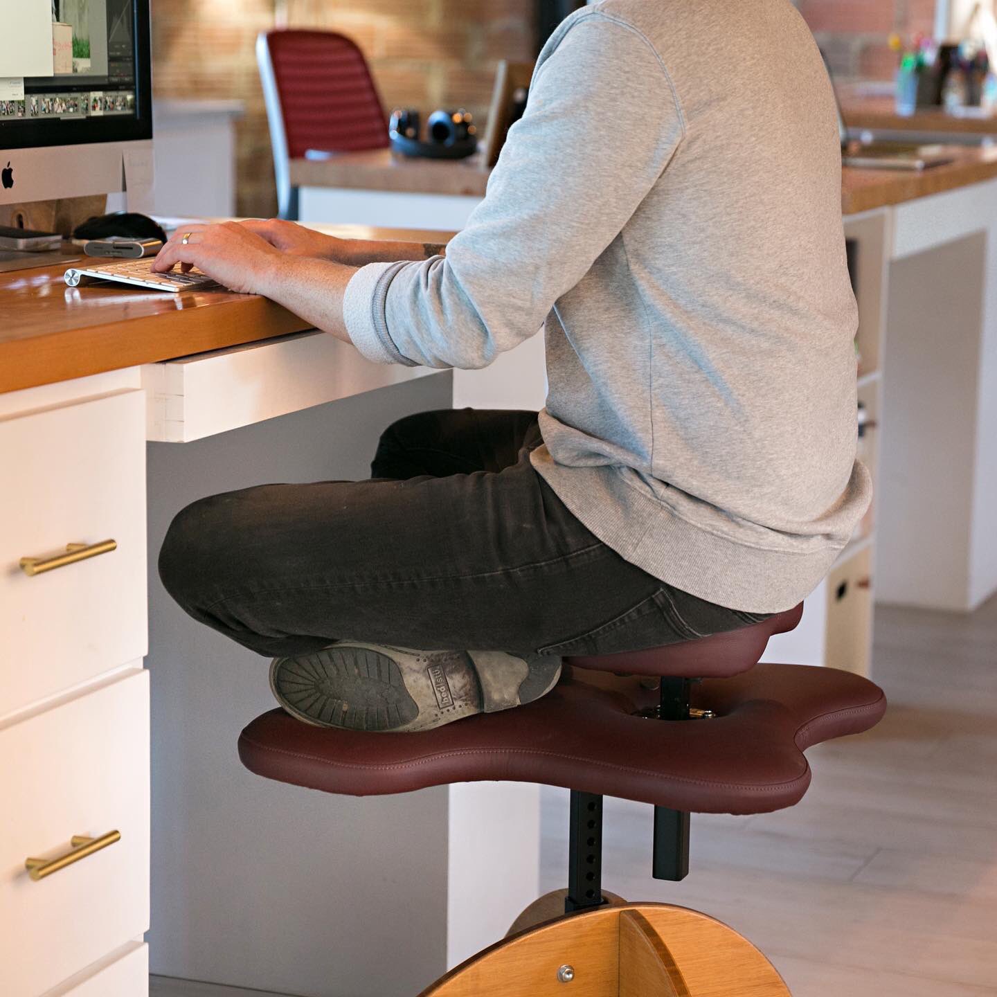 company designs chair for people who love to sit cross-legged