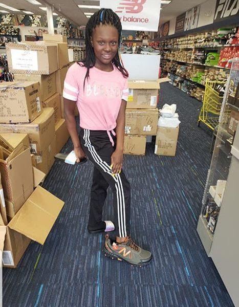 dad finds out his daughter is a bully, so he takes her victim on a major shopping spree