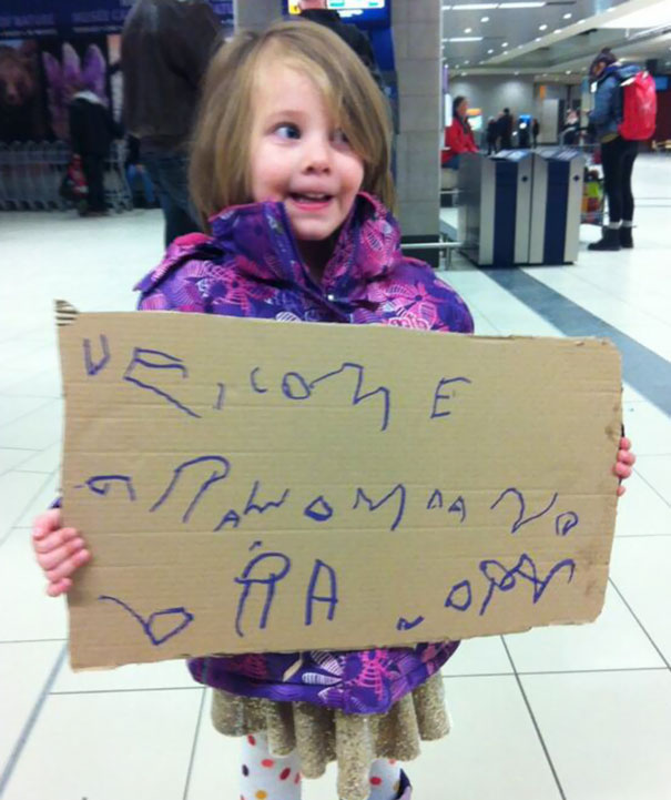 40 hilarious airport greeting signs that are both funny and embarrassing