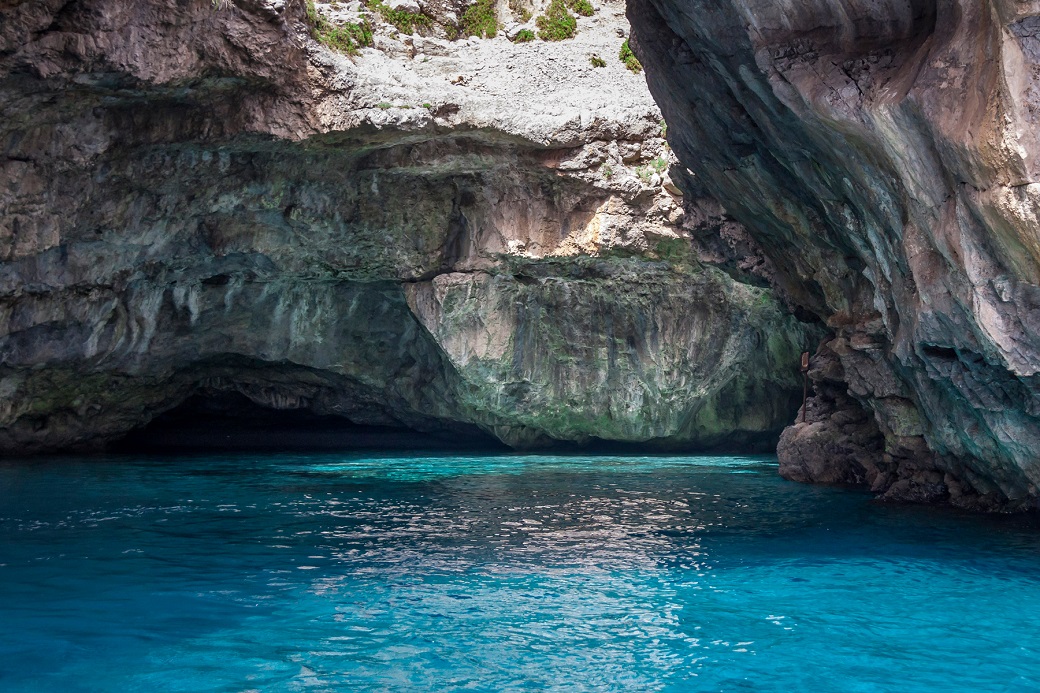 10 secret islands in italy that have all of the beauty and none of the tourists
