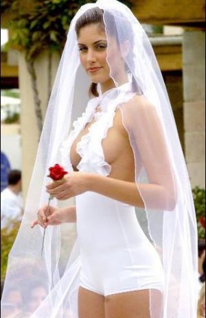ugliest and dumbest wedding dresses that’ll make you never want to get hitched