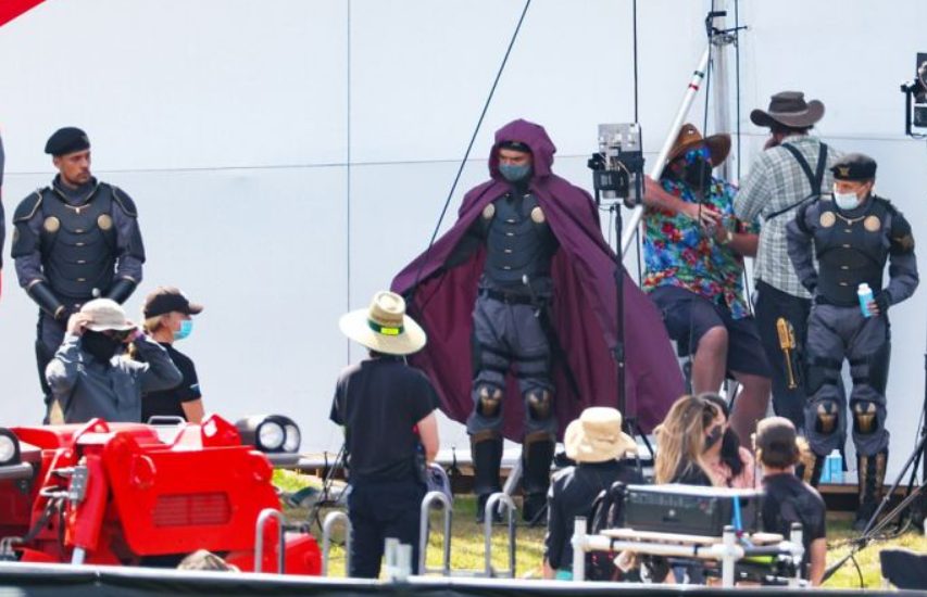 leaked: pictures of muscular natalie portman on set of thor: love & thunder