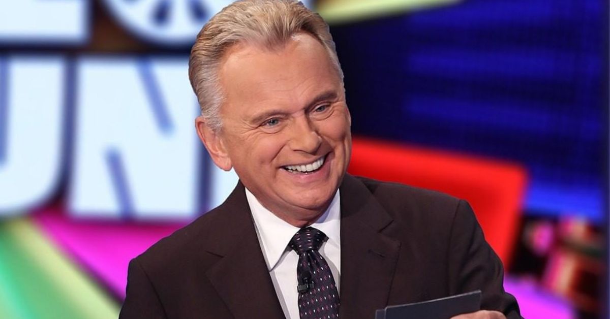 twitter reacts after pat sajak fumbles on 