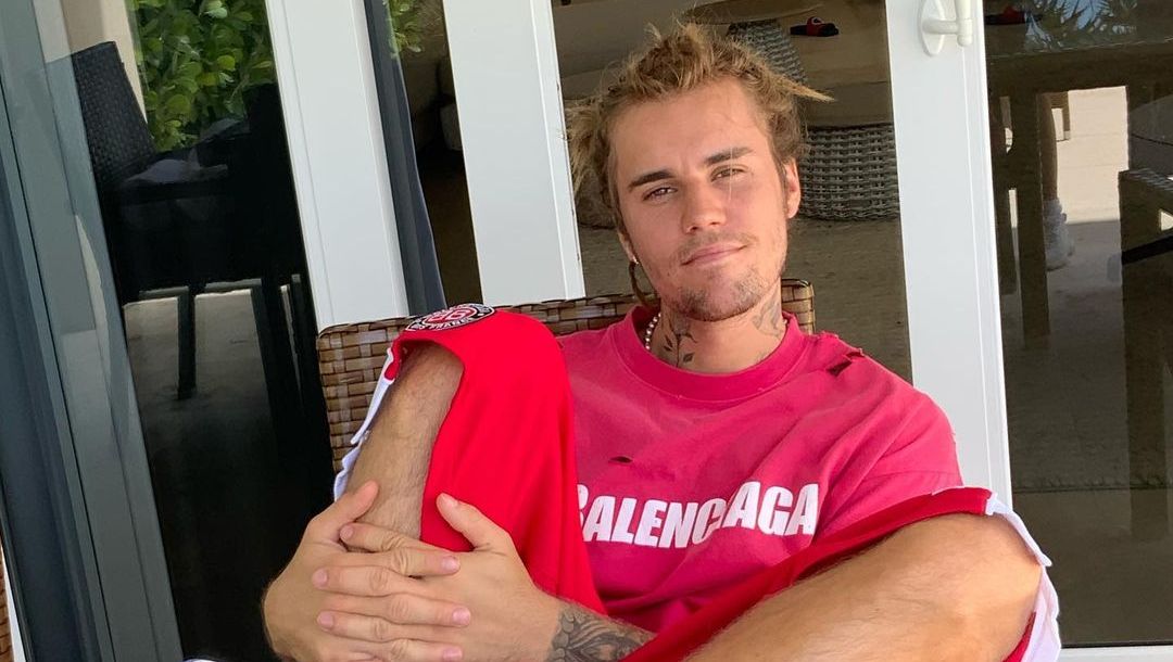 twitter calls out justin bieber for 'cultural appropriation' because of his dreads