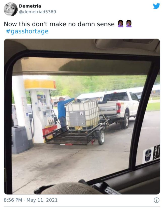 30 Pictures That Show Americans Freaking Out Over The 'gas Shortage' They Pretty Much Created By Themselves