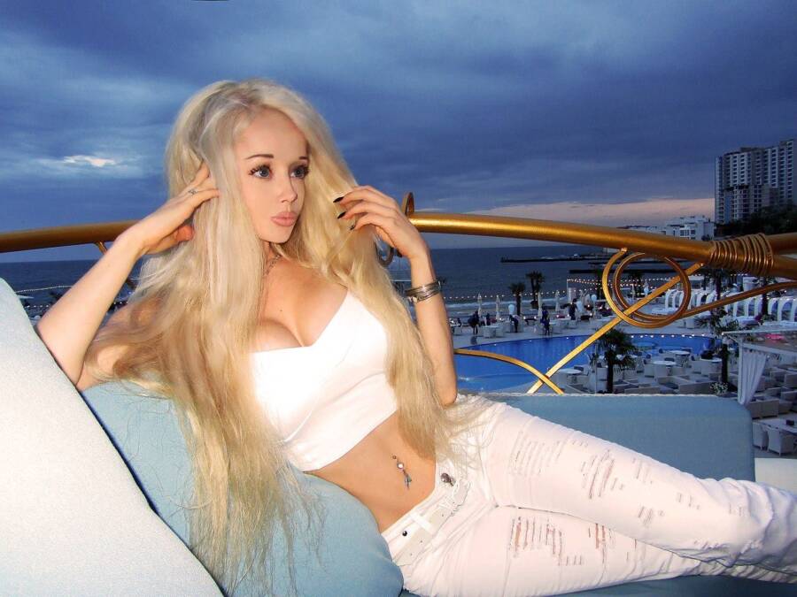Meet Valeria Lukyanova, The “human Barbie” Who Claims She's Only Had One Plastic Surgery