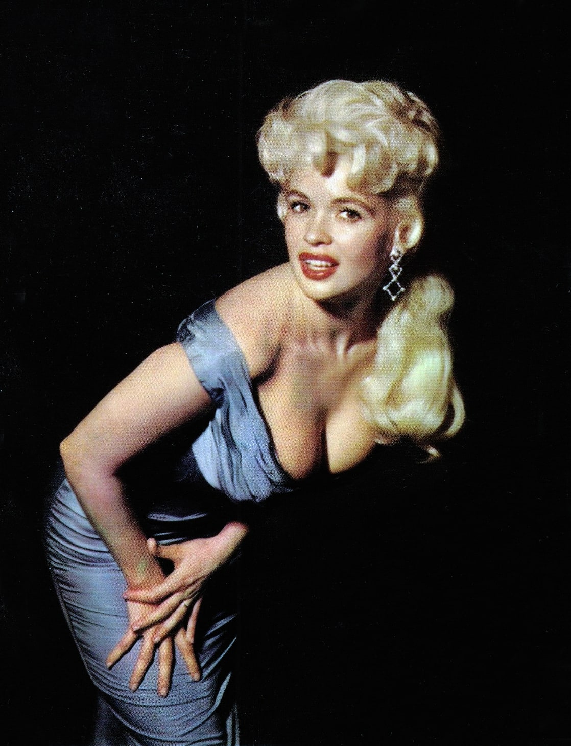 9 Legendary Pin-up Girls Who Became Household Names