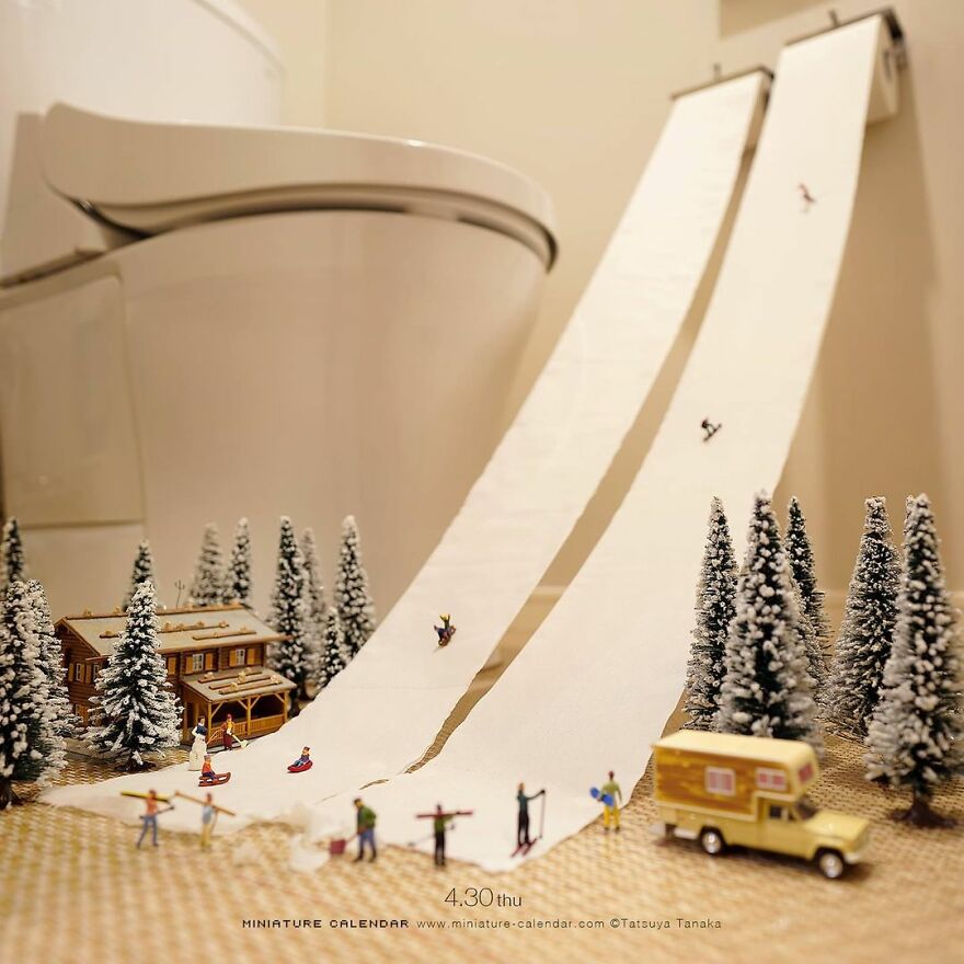 Japanese Artist Has Been Creating Miniature Dioramas Every Day For Seven Years (45 New Pics)