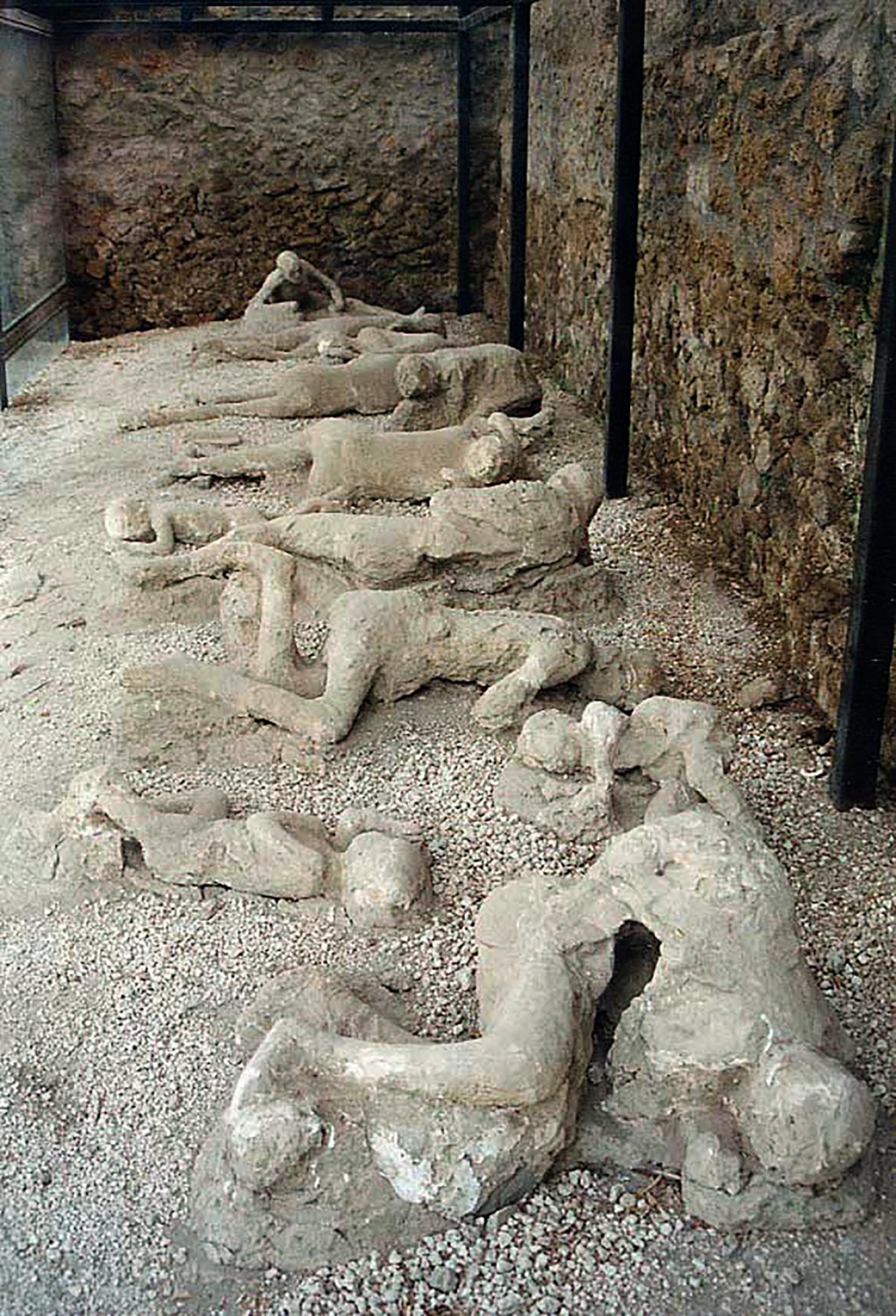 Pompeii Bodies: 14+ Shocking Photos Of Vesuvius’ Victims
