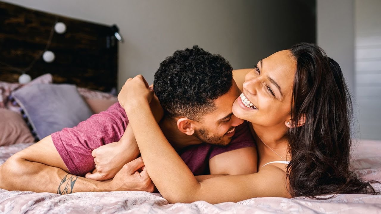 20 Ways To Show Her You Love Her Without Telling Her