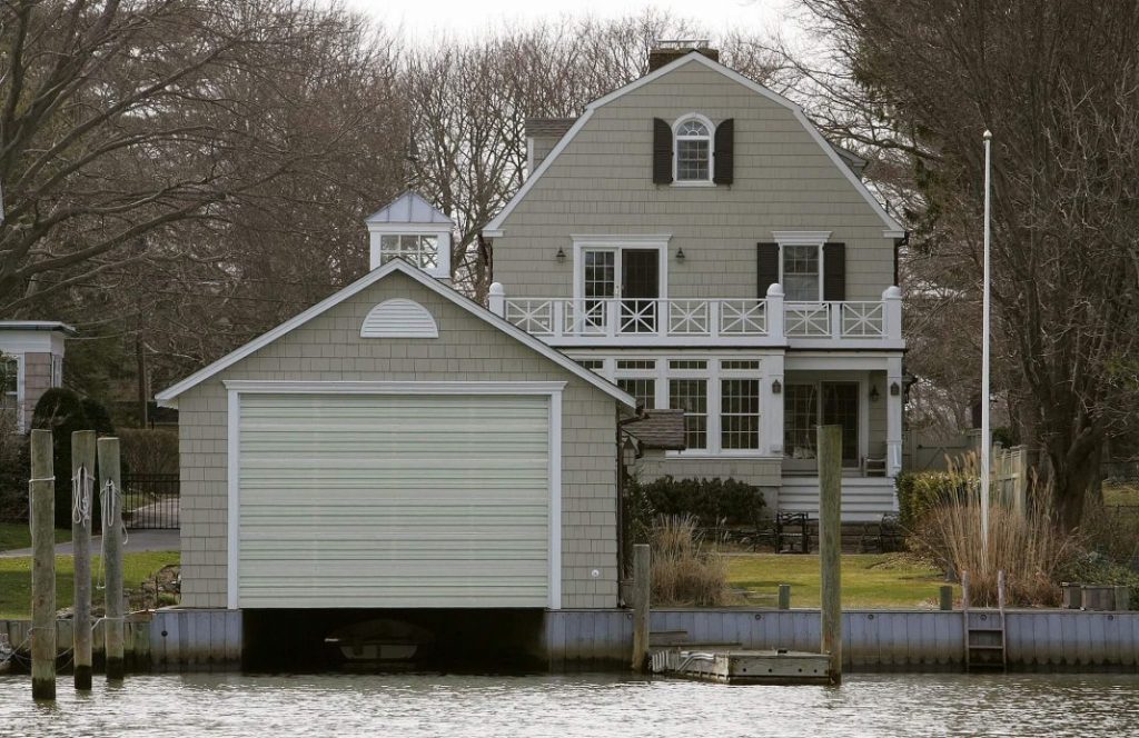 The Amityville Horror House From 1974 Exists