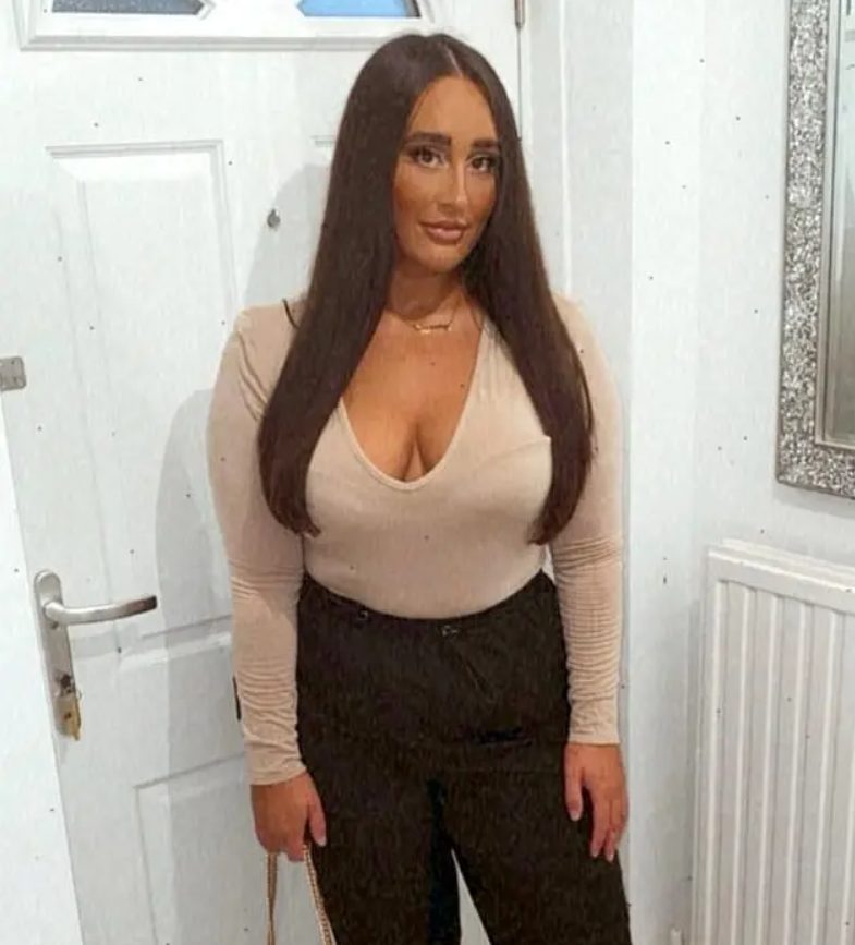 Social Worker, 26, Is Sacked After Sending Sexual Selfies To A 15-year-old Boy In Her Care