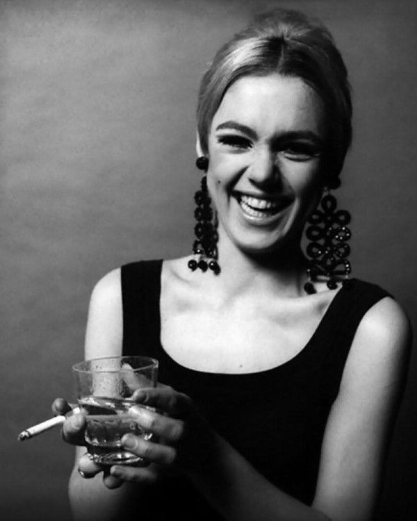 Edie Sedgwick: Tragic Story Of A Woman Who Enchanted Andy Warhol And Bob Dylan