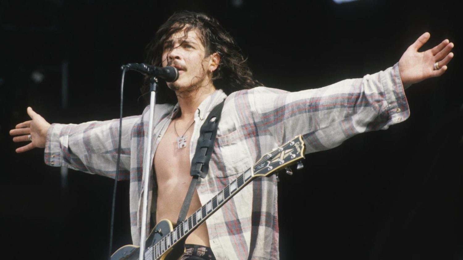 Chris Cornell's Death: What Happened To The Iconic Musician On The Faithful Night Of May 18, 2017?