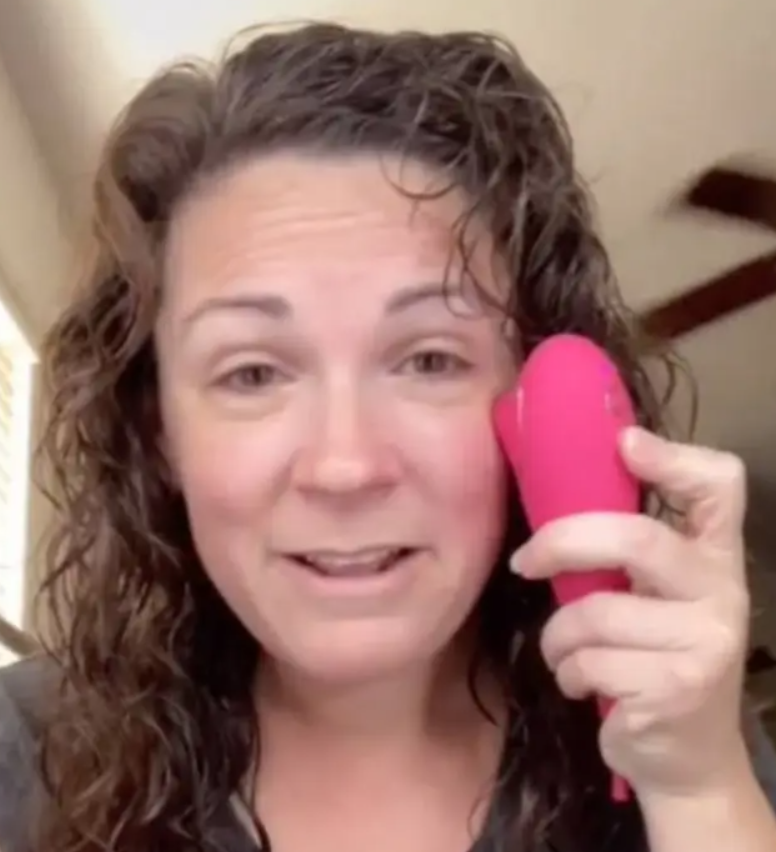 Woman Accidentally Uses Vibrator Instead Of Facial Massager