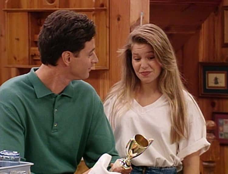 Candace Cameron Bure Remembers Full House Dad Bob Saget: "my Childhood Is Wrapped Up In You"