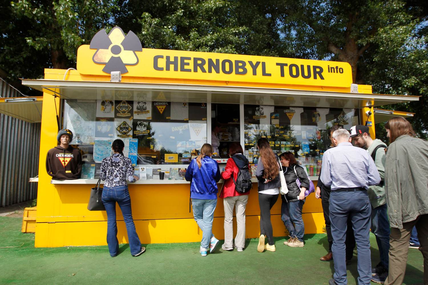 Chornobyl Today: 40+ Devastating Photos Of Post-Apocalyptic World