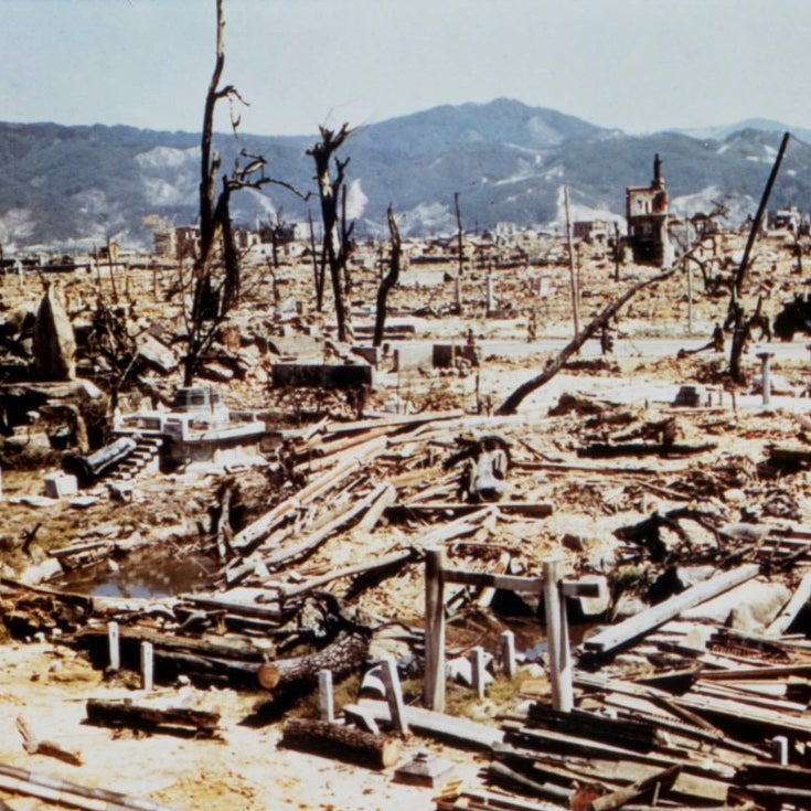 25+ Photos Put The Depressing Aftermath Of Hiroshima Into Perspective