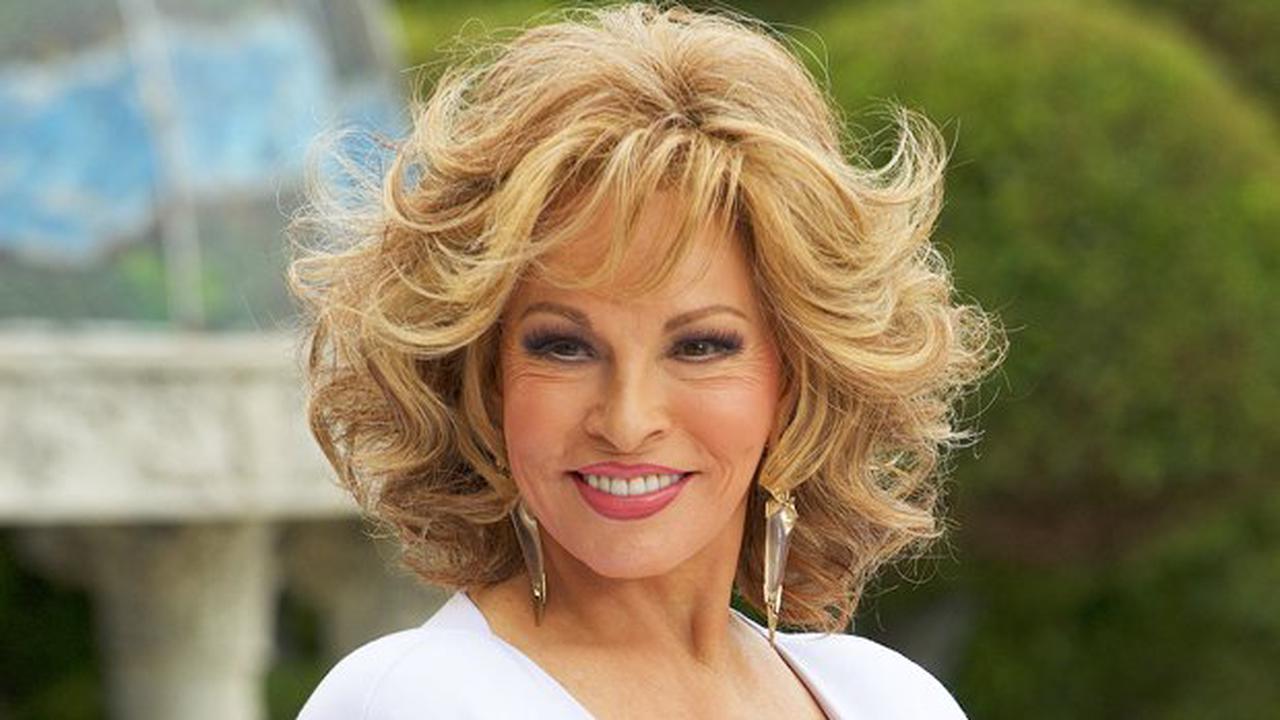 Raquel Welch Is Looking As Gorgeous As Ever At 81 Years Old