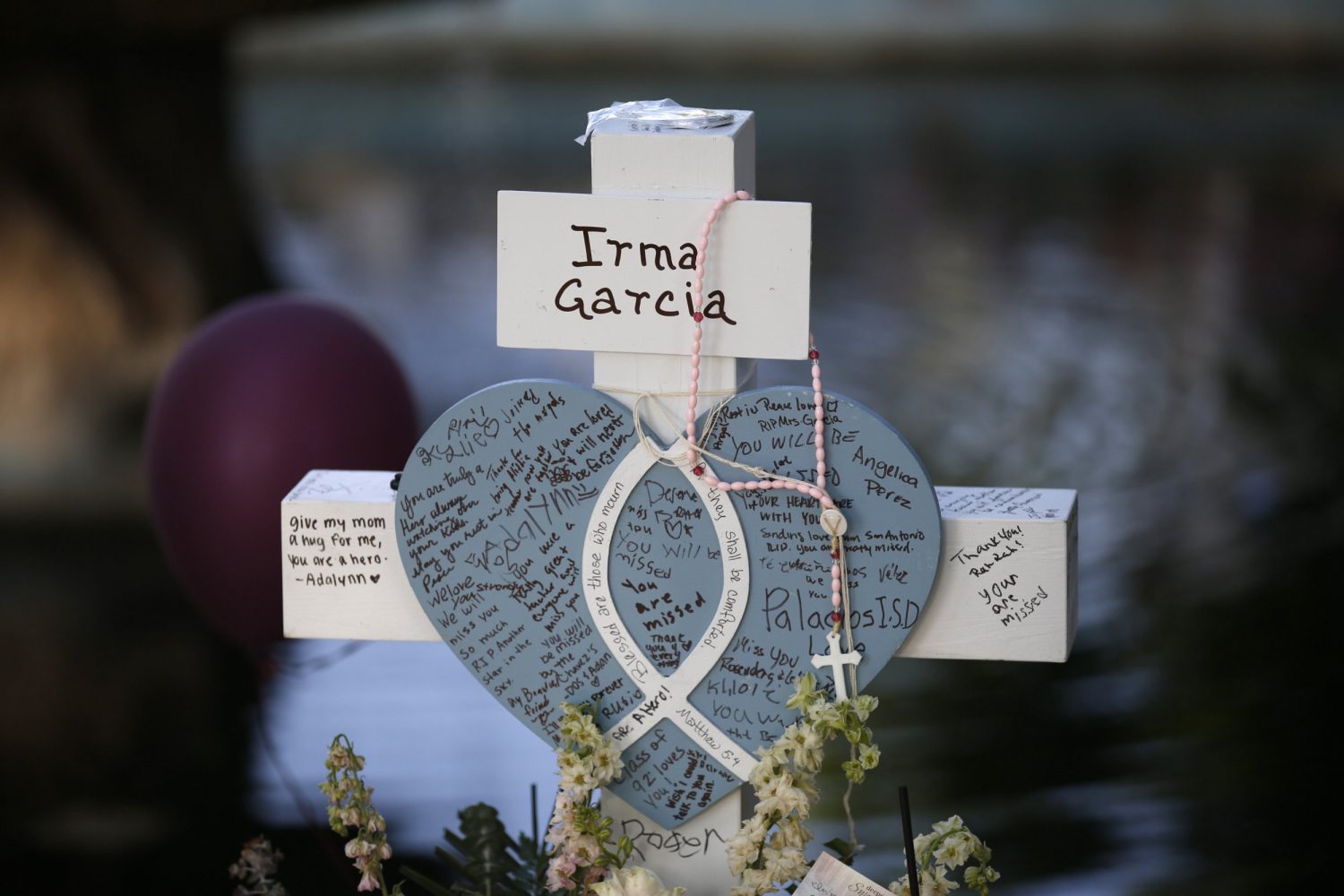 Teenager Left Orphaned By Texas Shooting Leaves Heartbreaking Tribute