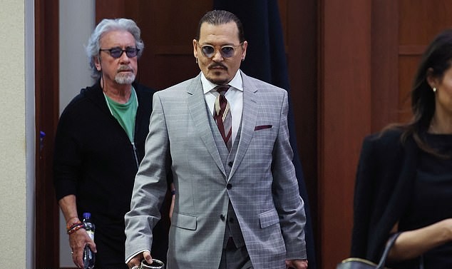 Robert Downey Jr. Celebrates Johnny Depp's Trial Win