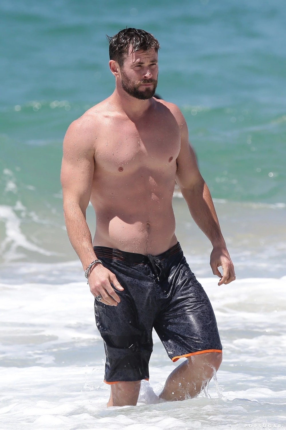 20 Male Actors Rocking Dad Bods That Make Us Swoon