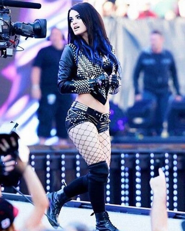 Wwe Star Paige Hits Back At Troll And Says She'd 'make A Killing On Onlyfans'