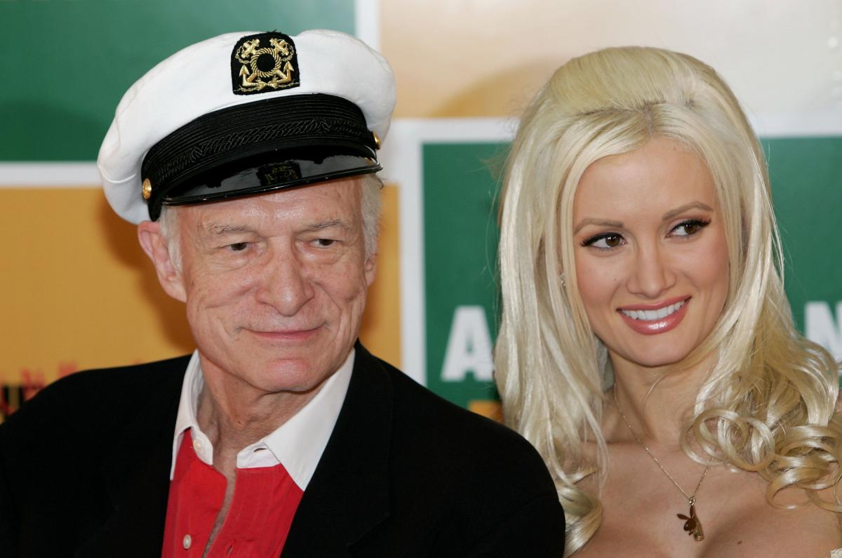 Hugh Hefner's Ex Says Having Sex With Him Was "gross" And A "chore"