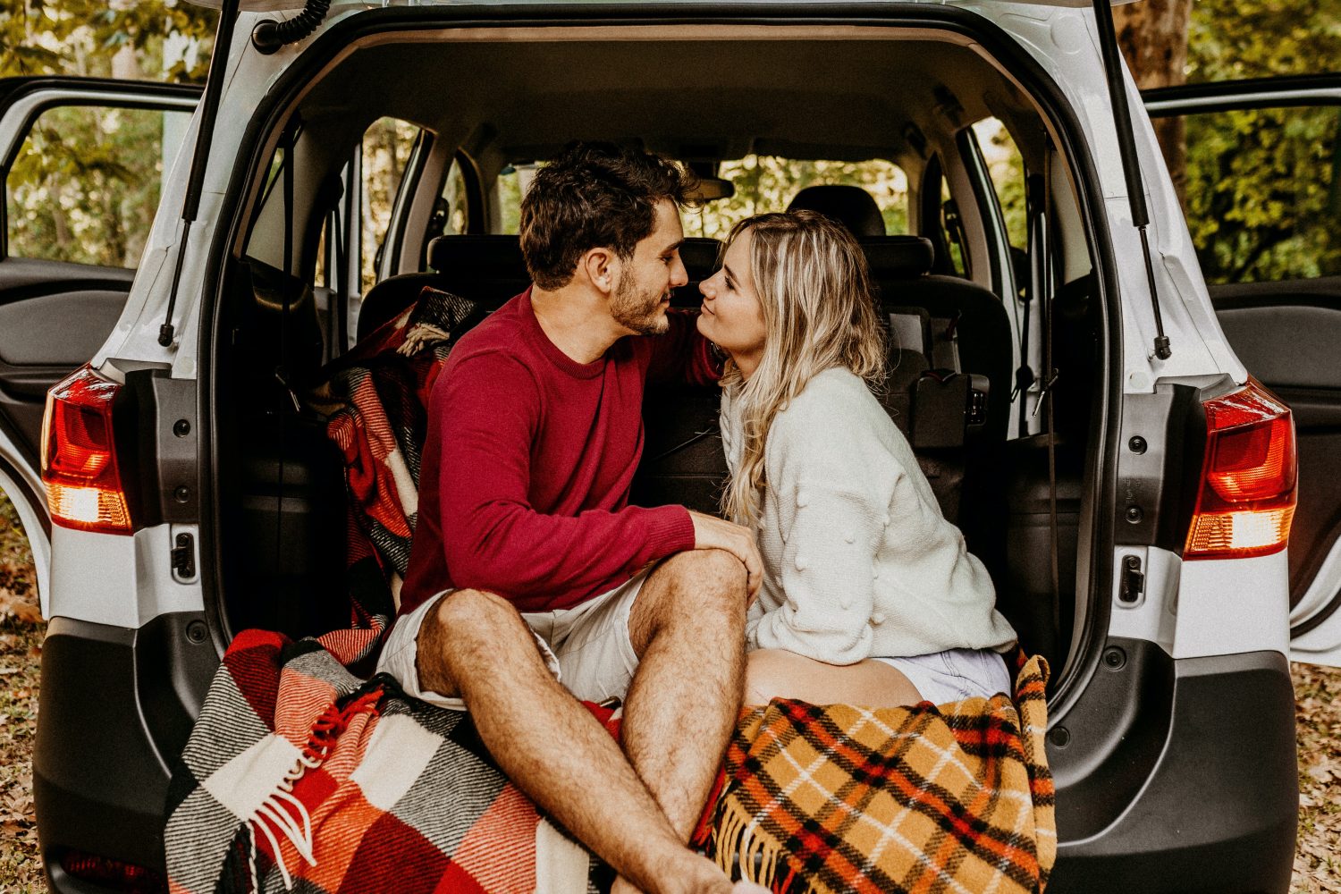 15 Early Signs Of A Good Relationship