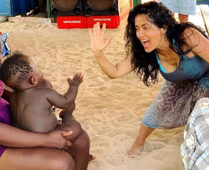 Salma Hayek Recalls When She Once Breastfed A Stranger's Hungry Baby