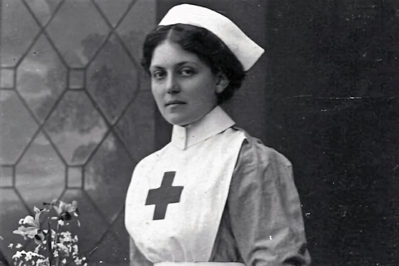 "Miss Unsinkable" Violet Jessop – The Survivor Of The Titanic, Olympic And Britannic Shipwrecks