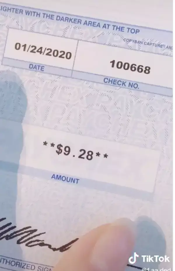 Bartender Shares Her Paycheck, Revealing That She Earned .28 After 70 Hours Of Work
