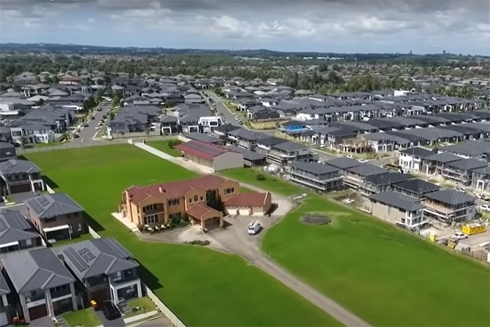 Amazing Timelapse Video Shows Suburb Being Built Around Home After Family Declines $50M Offer From Developers
