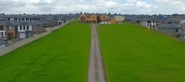 Amazing Timelapse Video Shows Suburb Being Built Around Home After Family Declines M Offer From Developers