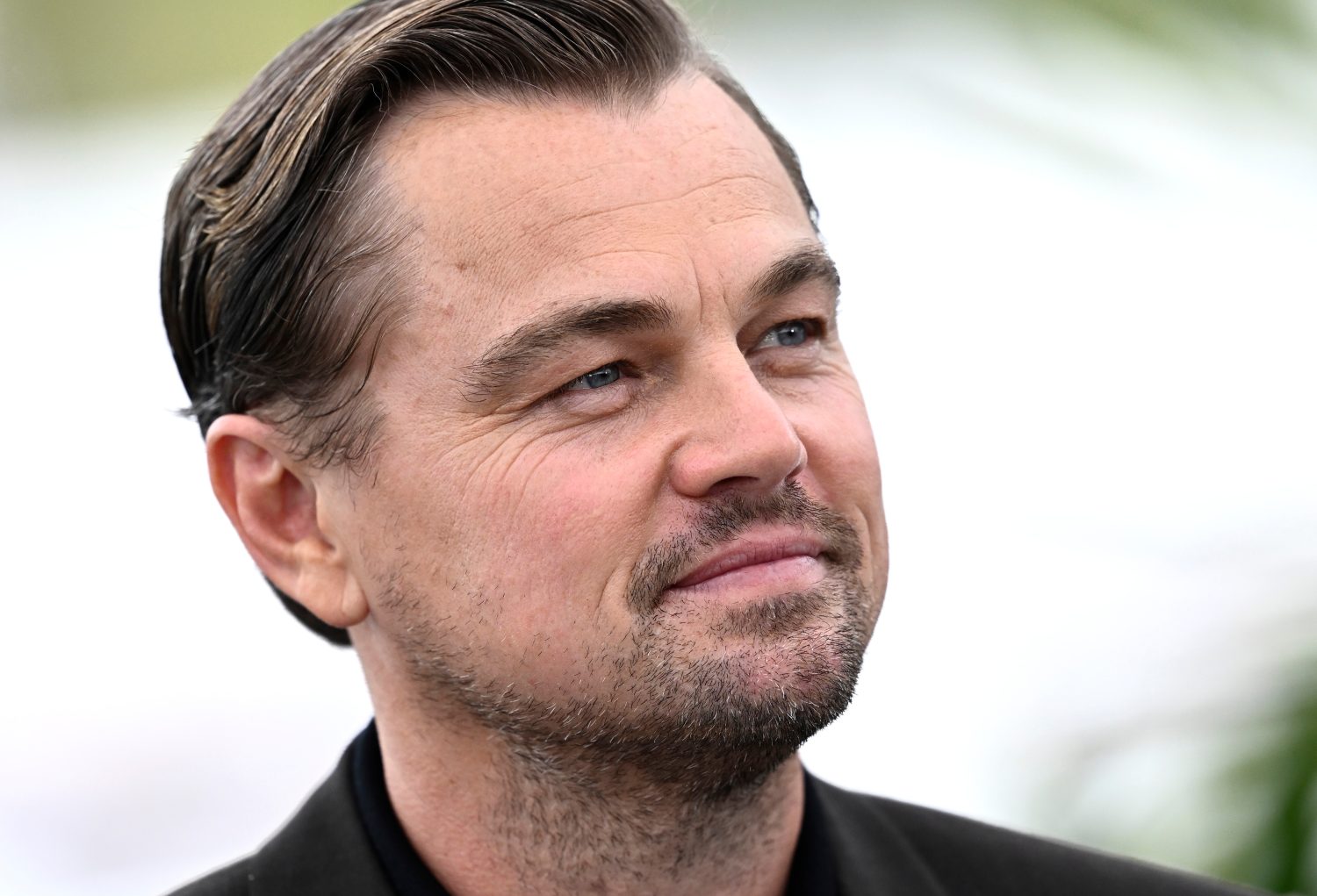 People Realize Leonardo DiCaprio's New Girlfriend Was Born After ...