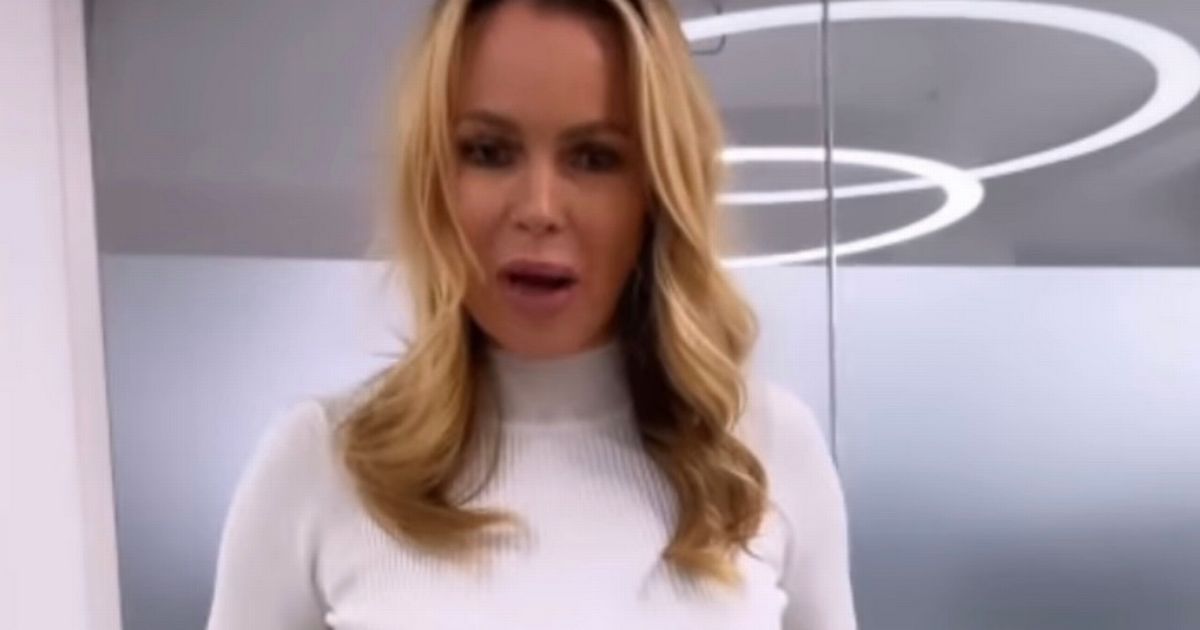 Amanda Holden Tantalizes Fans By Going Without A Bra And Unzipping Her ...