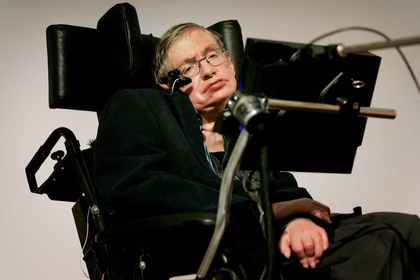 Stephen Hawking Issued A Final Warning To Humanity Before His Passing