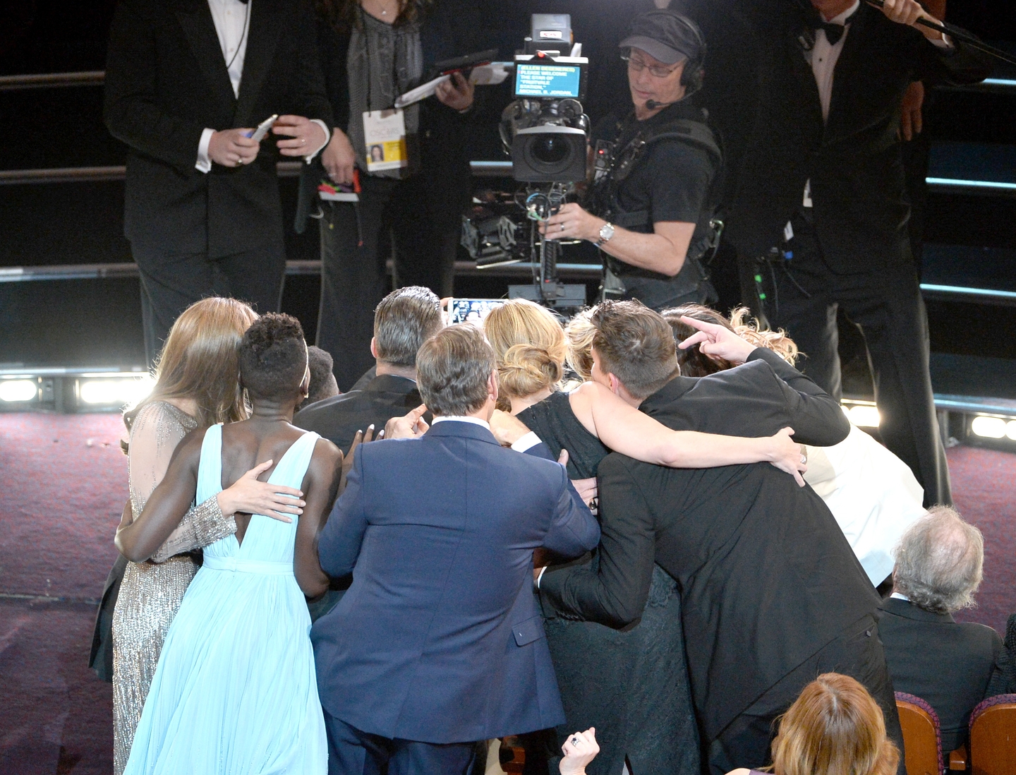 A Decade After The Iconic Ellen Oscars Selfie, Many Still Fear The 'Ellen Oscars Selfie Curse'